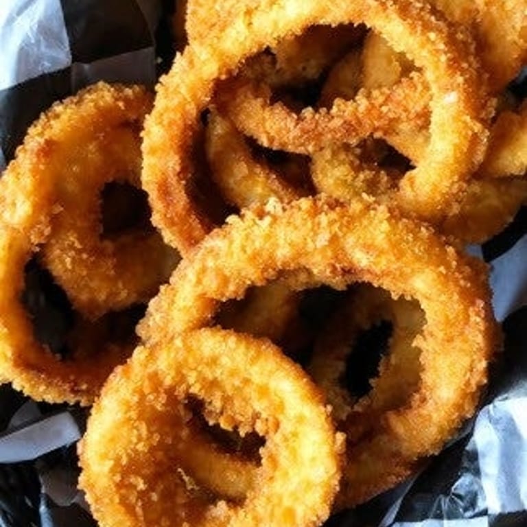 Savor Our Onion Rings