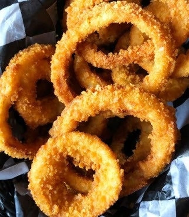 Basket of Onion Rings.