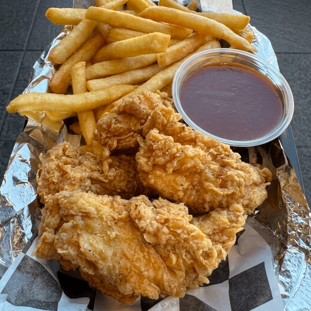 4pc Hand Breaded Chicken Tenders.